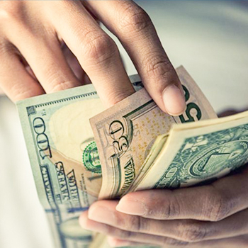 Nhận tiền từ nước ngoài chuyển về