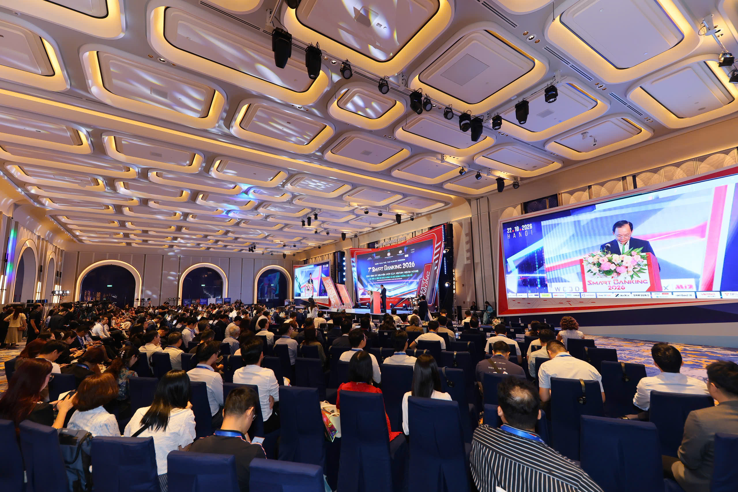 SMART BANKING SUMMIT 2026: NAM A BANK ĐƯA CÔNG NGHỆ TRỞ THÀNH ĐỘNG LỰC TĂNG TRƯỞNG BỀN VỮNG